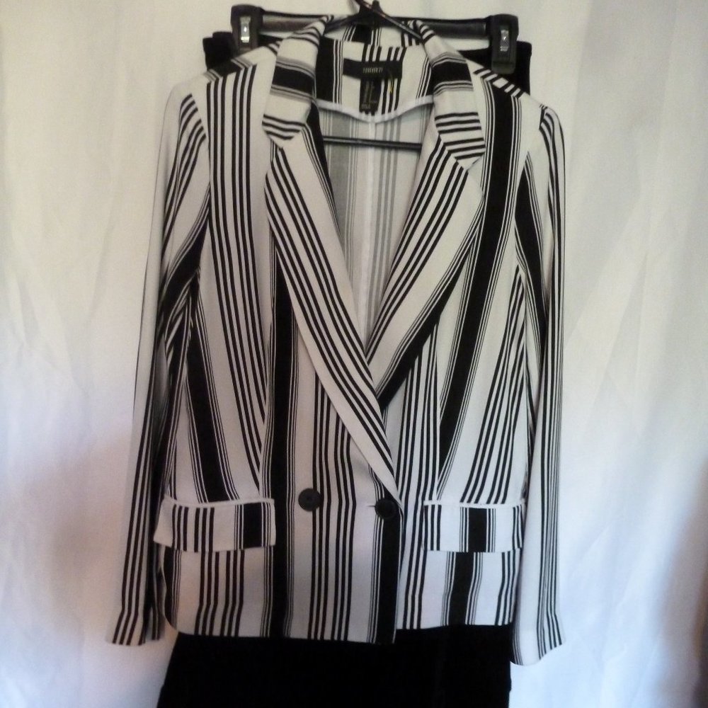 Forever21 Classy Black and White Striped  Blazer